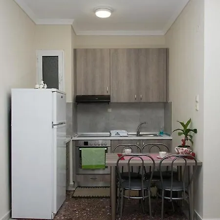 Christina Apartment Nea Iraklitsa